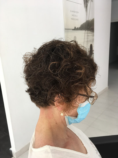 María Guerra - Salón de Peluquería y Estética en Cáceres